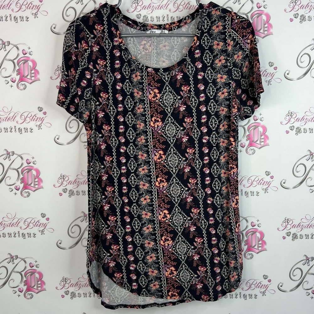 Dex tshirt tee floral Aztec Black and Pink Patterned Short Sleeve Top
